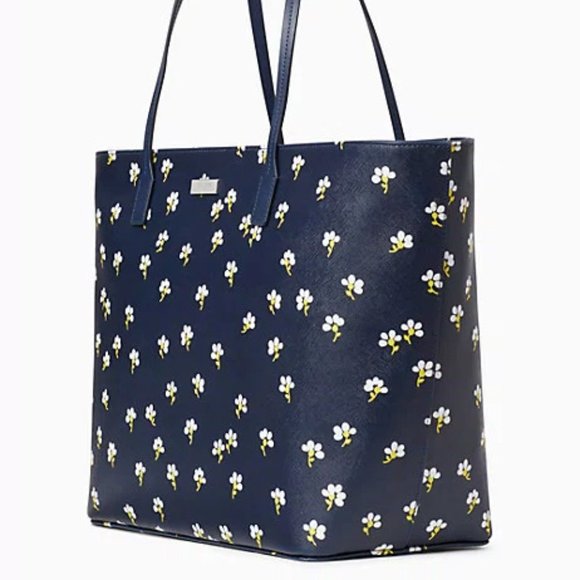 kate spade | Bags | Kate Spade Daisy Toss Margareta Navy Blue | Poshmark